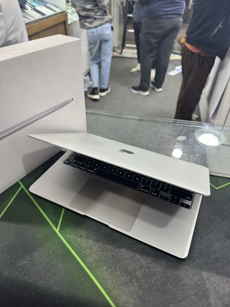 Apple Macbook Air M1 SSD 256 ОзУ 8Gb Full BOX