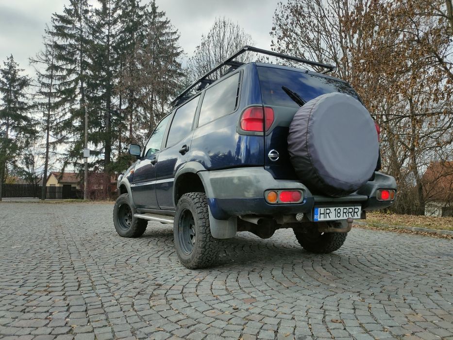 Nissan Terrano 2