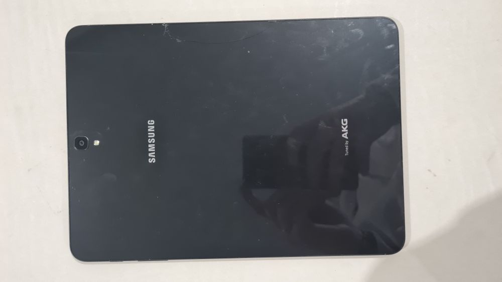 Tableta samsung  tab s3  cu sim