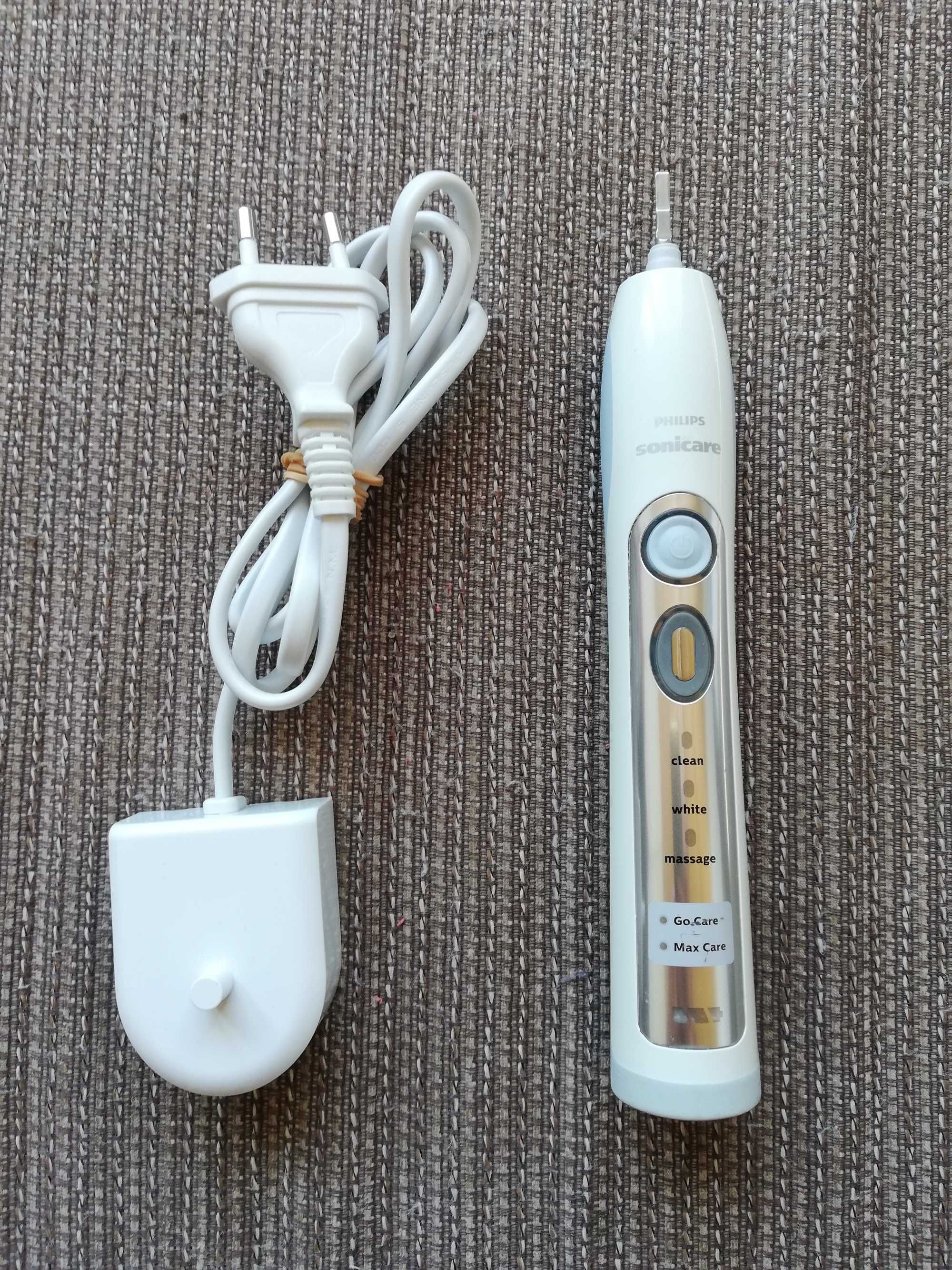 Philips Sonicare HX6910 електрическа четка за зъби