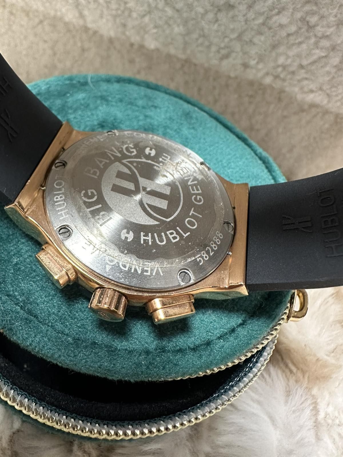 Hublot   марков часовник