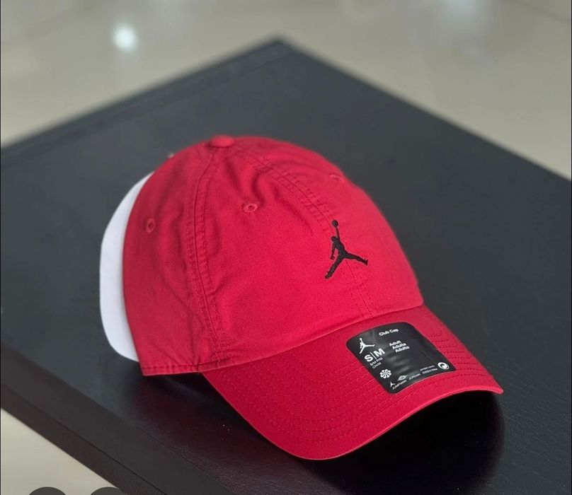 Nike,Jordan шапки