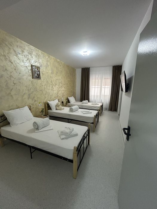 Inchiriez camera studenti