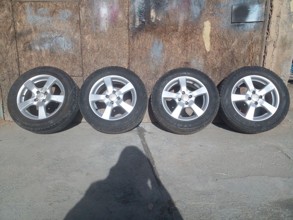 Титановые диски с зимная резина R 15.  4×100