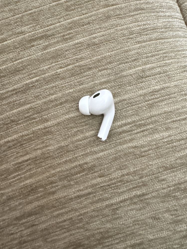 Продам наушник AirPodsPro2