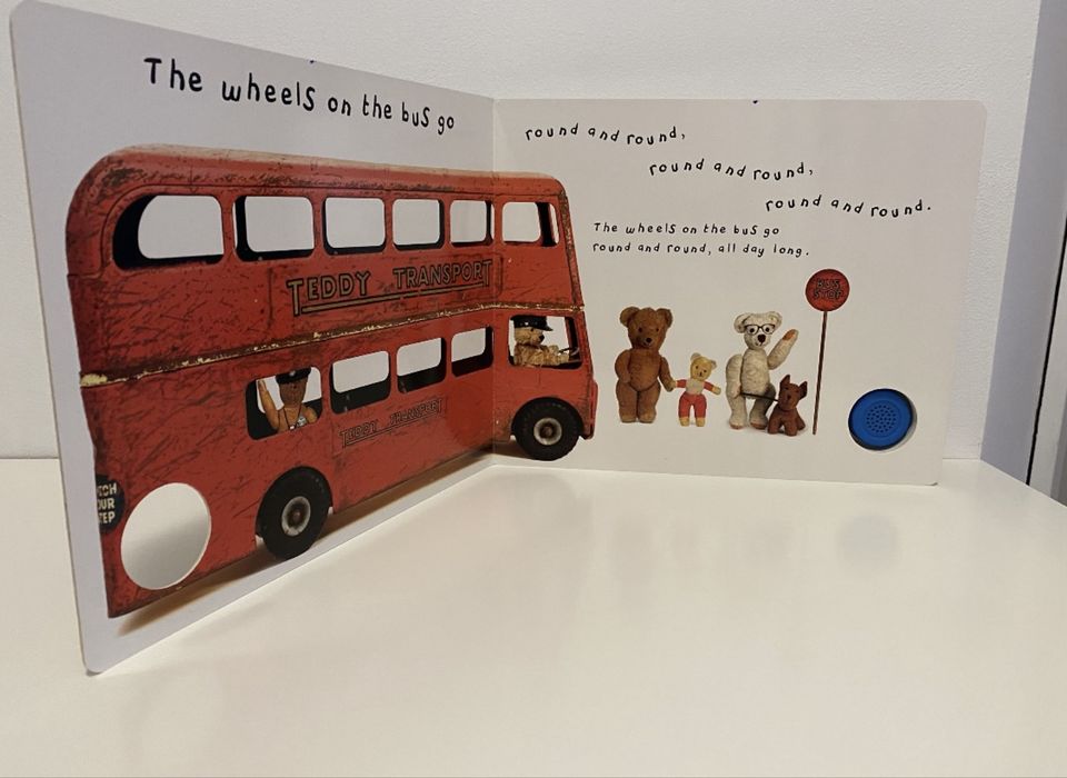 Carte muzicala -  The wheels on the bus