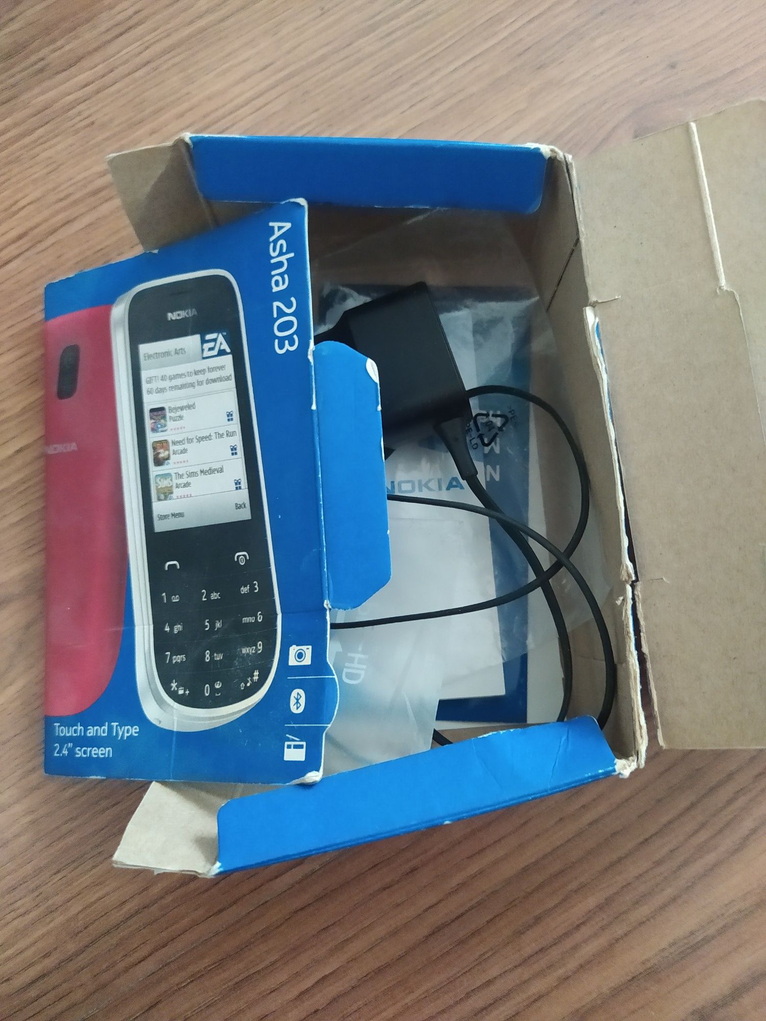 Телефон Nokia Asha 203  ,б/у