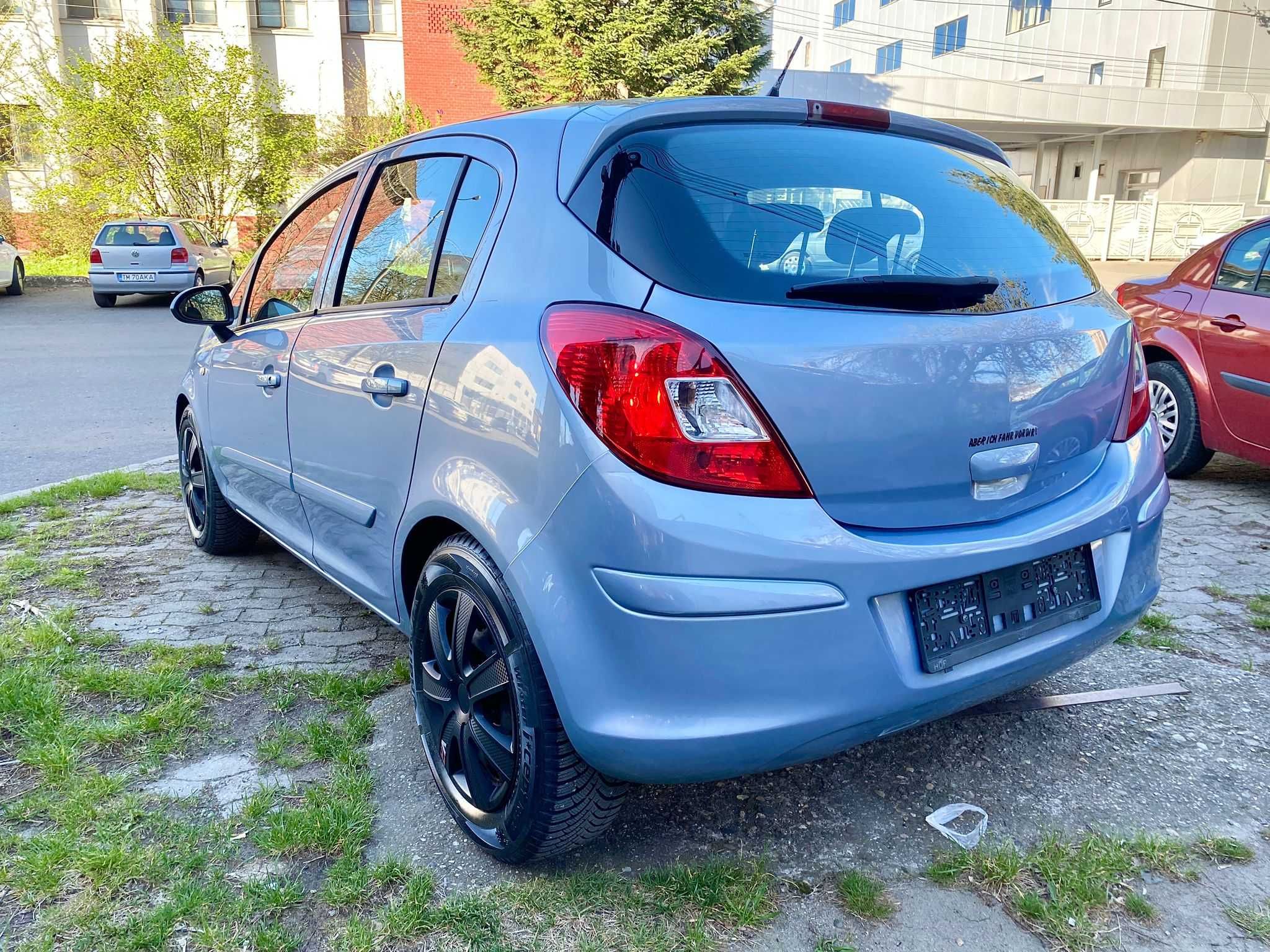 Opel Corsa D  2007