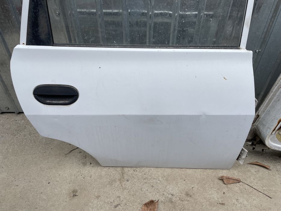 Vand usi spate Dacia Papuc-1307/5 locuri