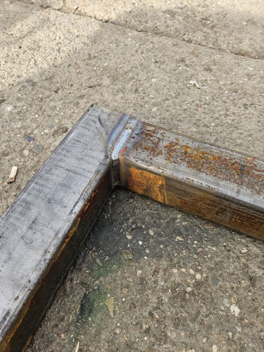 Aparat sidura Deca Mig