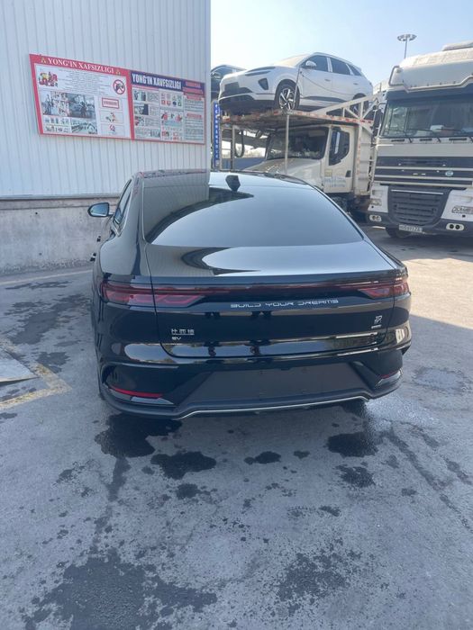 BYD HAN 605 km 2025 restayling