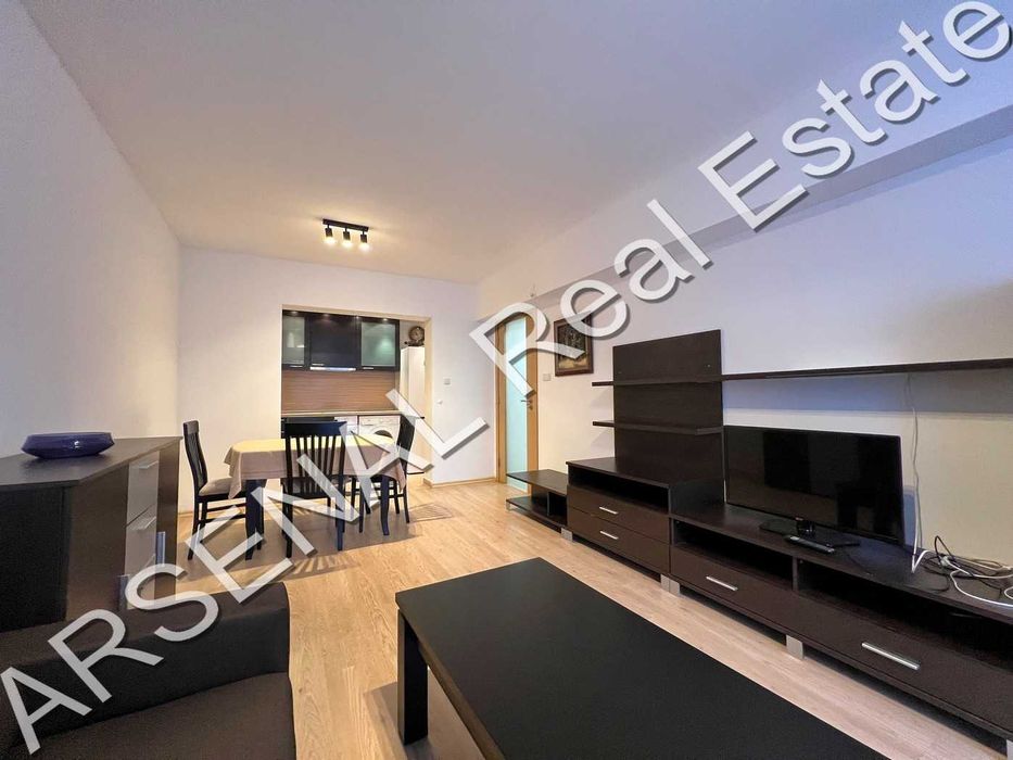 Дава се под наем Тристаен апартамент в София, Гоце Делчев - 95 кв.м за 800 € - Снимка #3