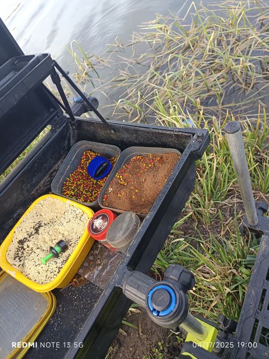 Vând modular matrix