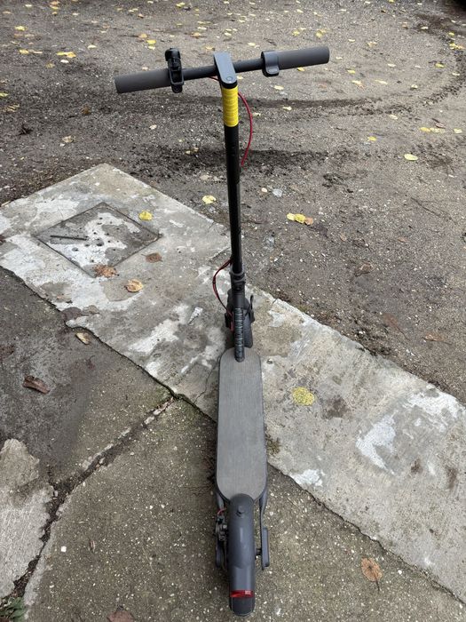 Trotineta electrica XIAOMI Scooter 4 , 10 inch , pliabila