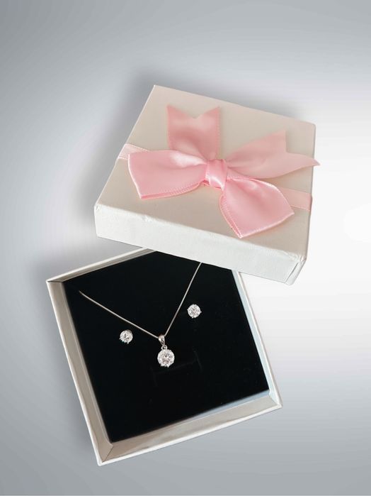 Set elegant colier si cercei - Argint 925 stantat- nou, in cutie cadou