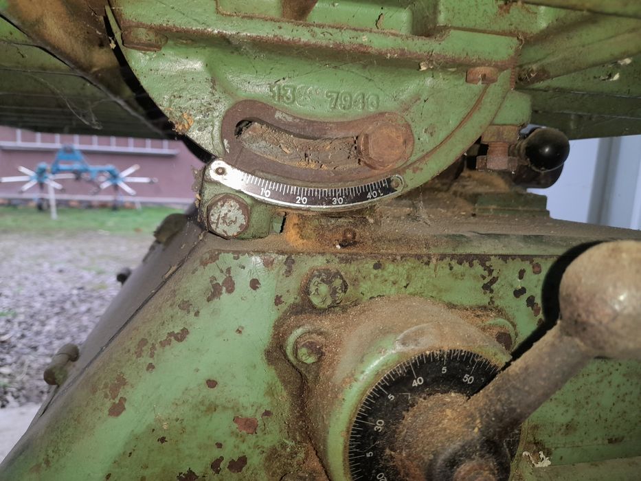 Circular cu masa reglabila si freza marca frommia