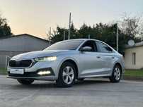 Skoda Octavia 4 sedan 1.5 TSI garantie 2 ani