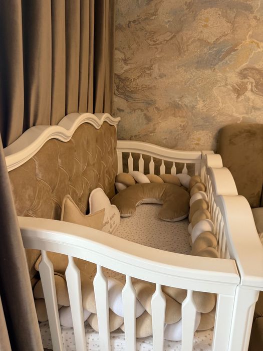 Pătuț tapițat bej. ROMINA FURNITURE