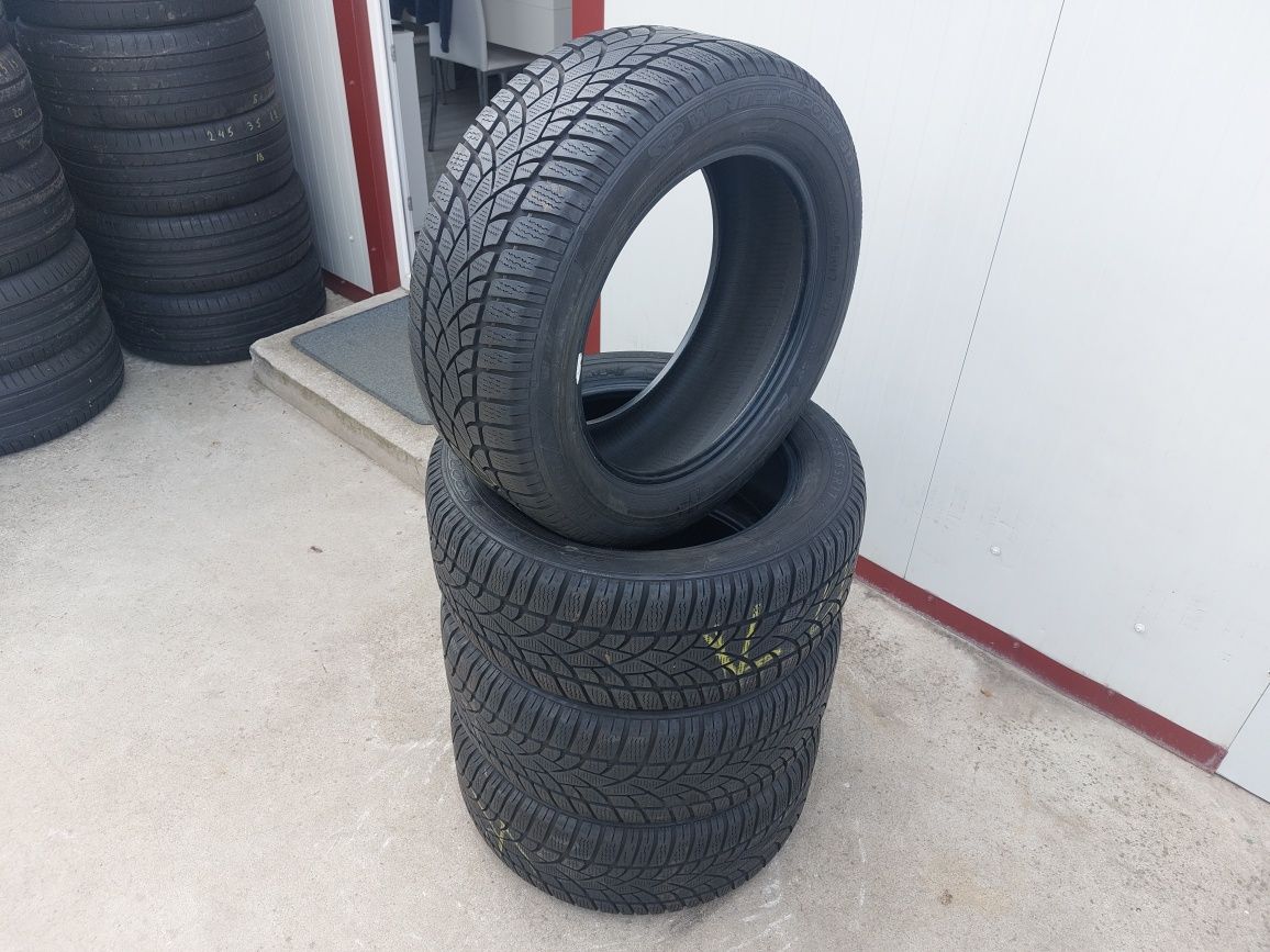 125 lei bucata! Set anvelope M+S/IARNA 225 55 17 Dunlop