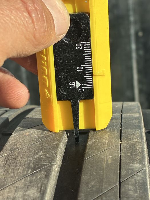 215/55/17 Бриджстоун Летни