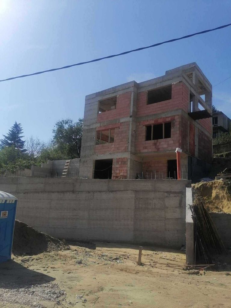 Продава се Къща в Варна, м-т Траката - 360 кв.м за 1112 €/кв.м - Снимка #9