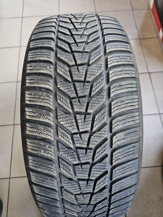 235/55R17 M+S Hankook DOT 2022