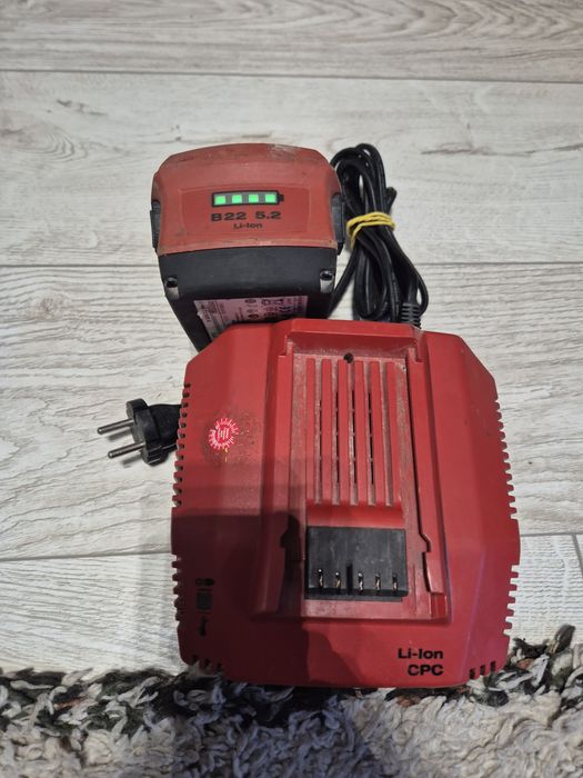 Baterie hiltii 22 v 5.2 ah + incarcator