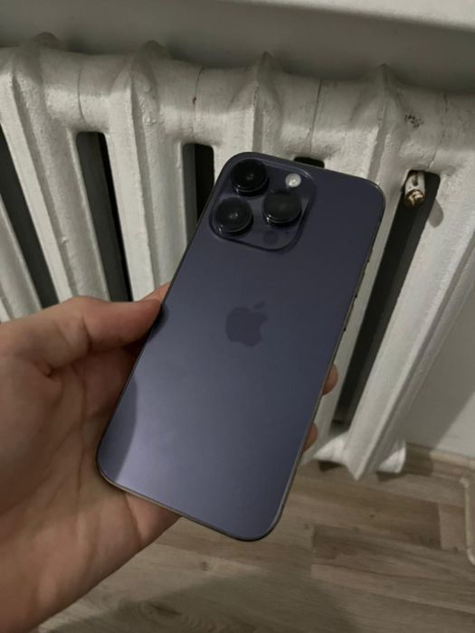 Продам 14 про новый торг есть