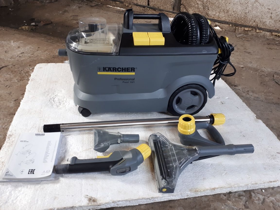 Продам моющий пылесос KARCHER PUZZI 10/1 отличном состояний в комплект