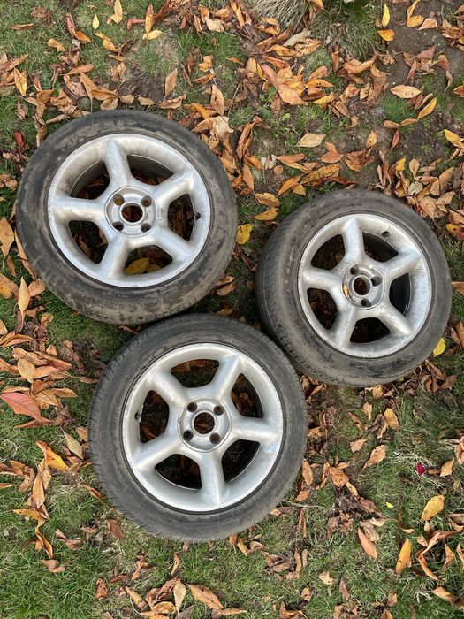 Три броя джанти Форд