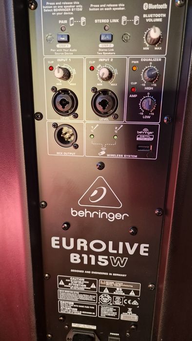 Vând  boxa Behringer,