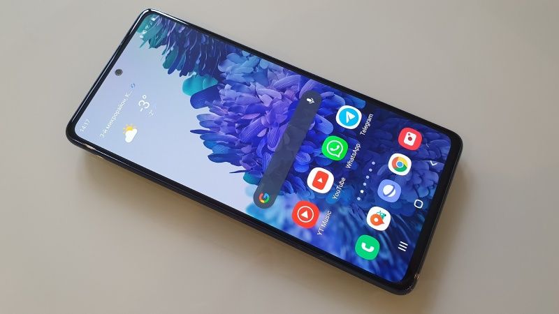 Самунг s20 fe продам