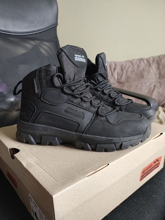 Продавам мъжки зимни обувки, непромокаеми  марка Sprandi