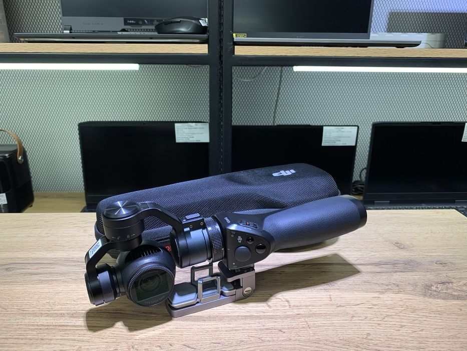 Стедикам DJI Osmo ZenMuse X3, 4 батареи, кейс, 10902/А10