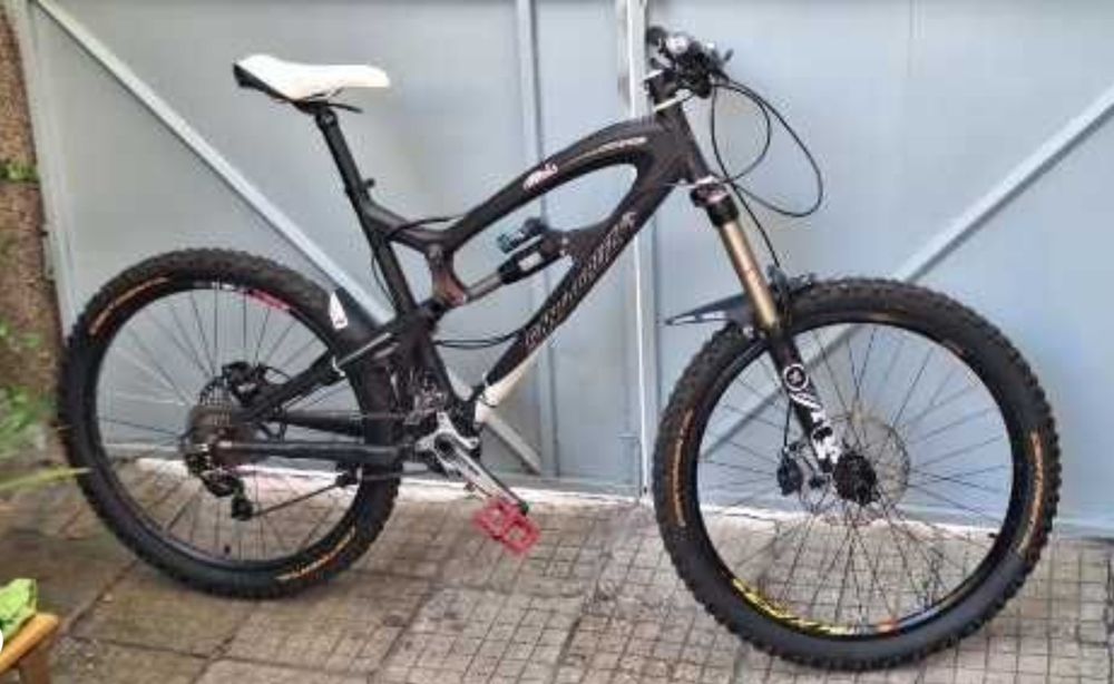 SANTA CRUZ NOMAD с пълна екипировка