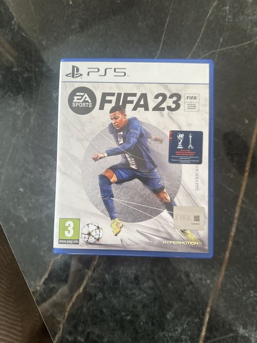 Диск на FIFA 23 на PlayStation 5