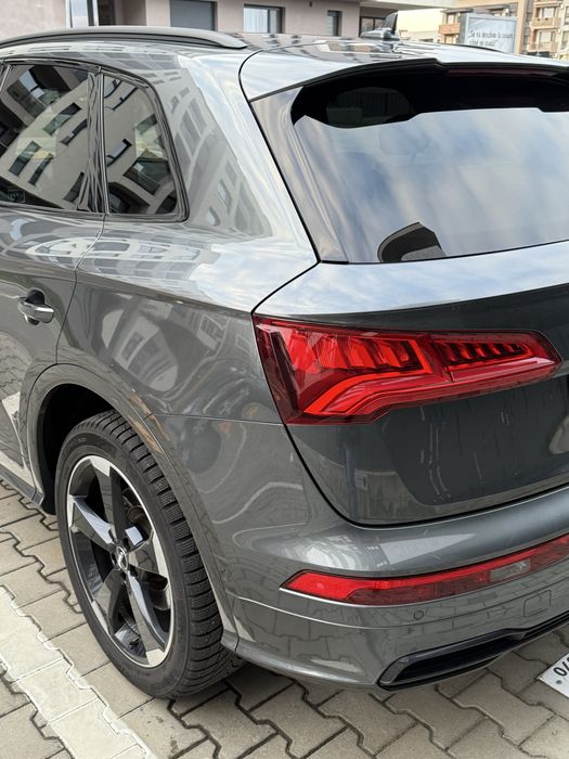 Audi Q5 S Line .2018.2.0 TDI 190 CP.135500 km jante .20 impecabil