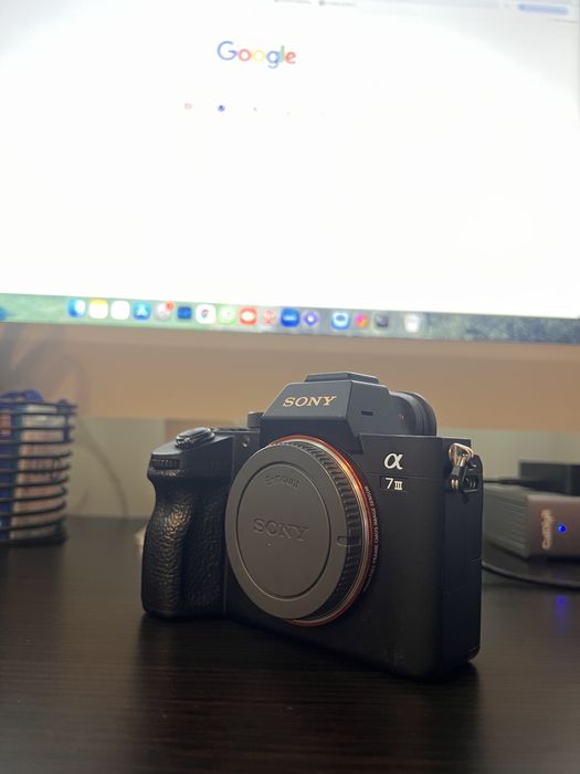 Sony Alpha iii, Sony 16-35 F4, Dji Ronin RS3, Roland R-05