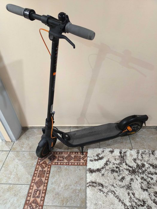 Продавам тротинетка segway f40