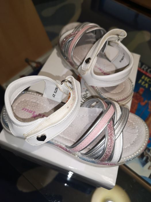 Обувки за госпожица