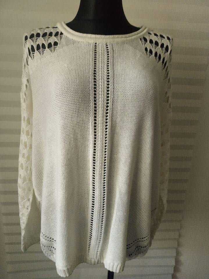 Новый женский свитер. Размер 44-46. Бренд NORAH