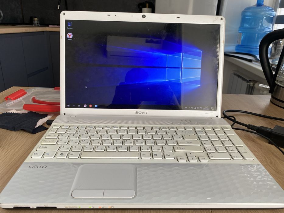 Ноутбук sony  vaio