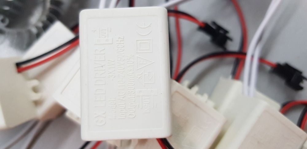 Led driver 3w si radiator racitor aluminiu 60 lei sau schimb