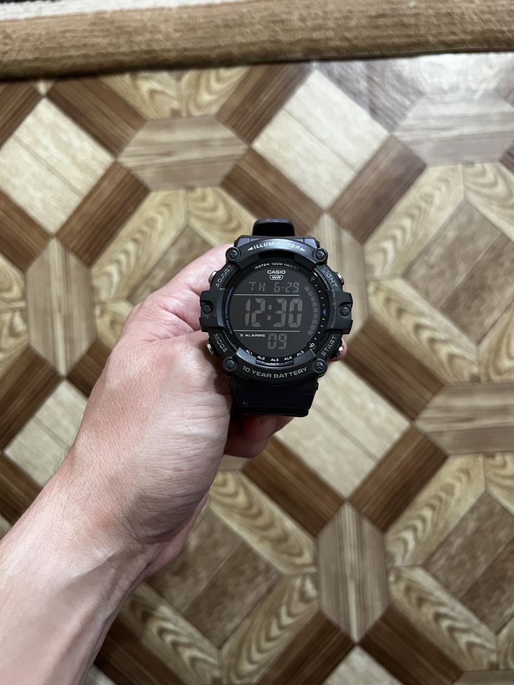 Часы Casio illuminator