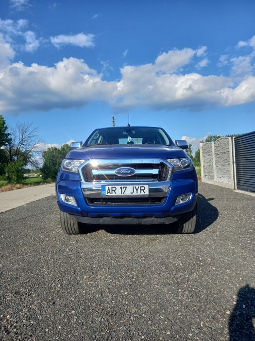 Vând sau schimb ford ranger