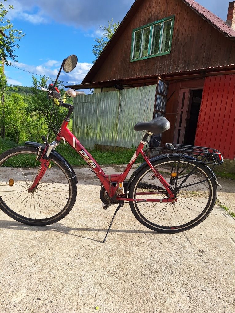 Vând bicicleta DHS