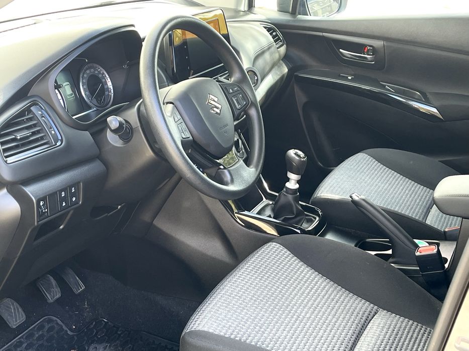 Suzuki S-cross 2023
