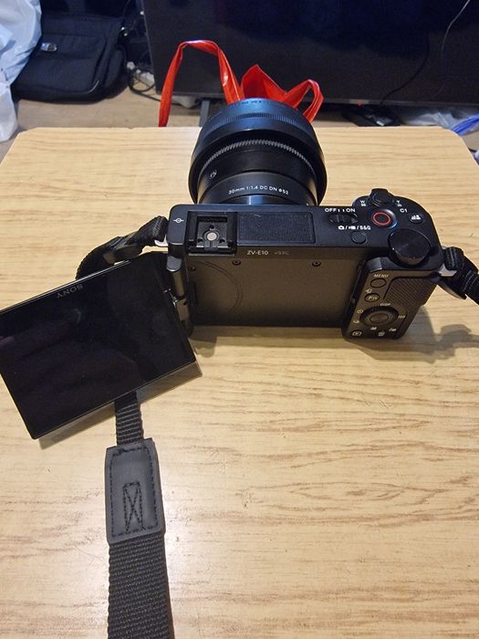 Aparat Foto Sony Alpha ZV-E10+ OBIECTIV 30MM