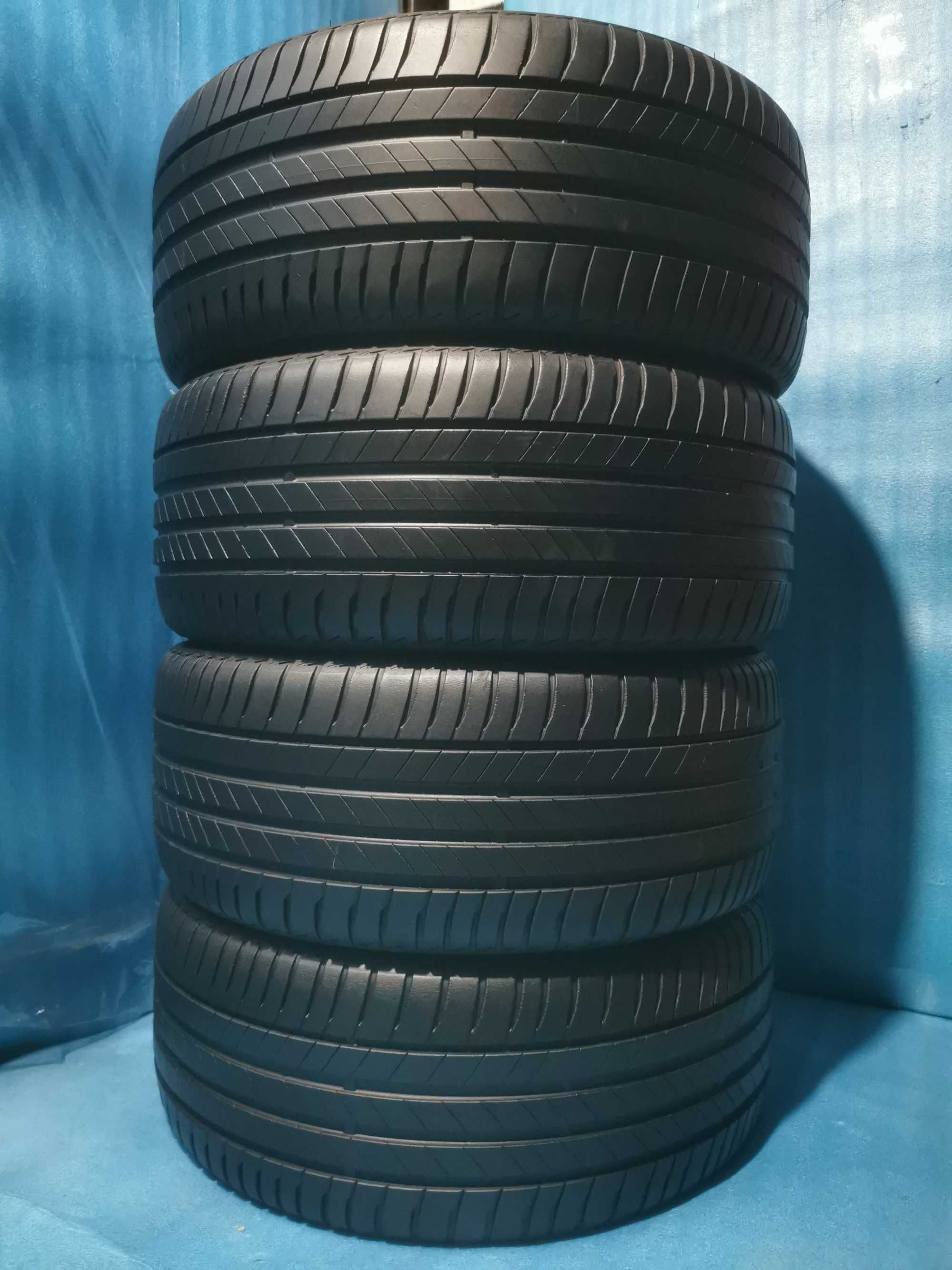 225 40 18 bridgestone 4 buc