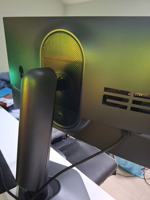 Monitor LED Alienware 360hz